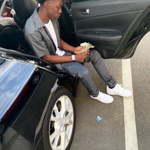 Meet your Posher, Ty